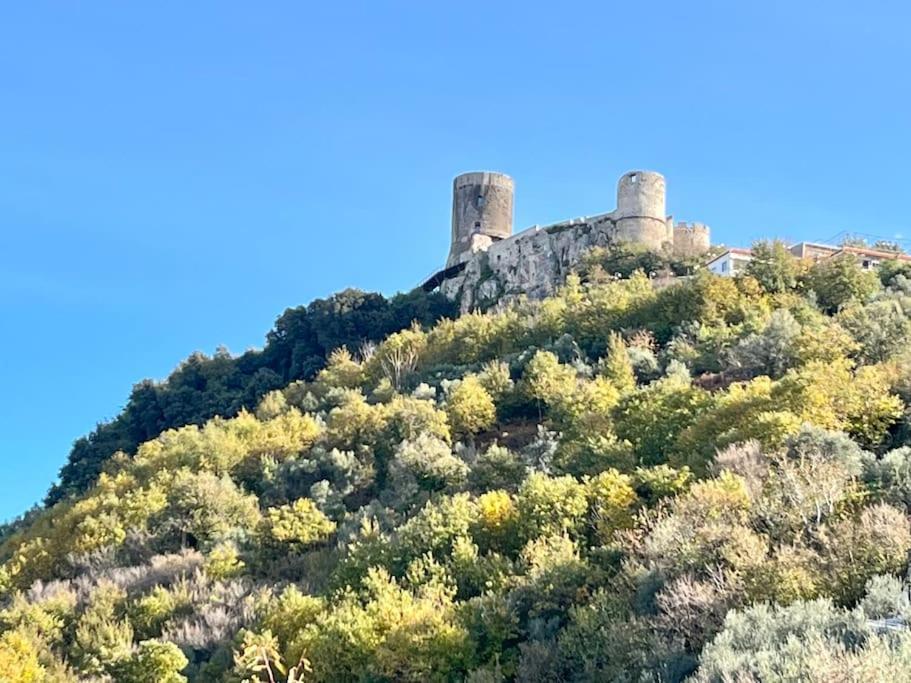 Casale Di Lusso Panoramico Villa Lettere Екстериор снимка