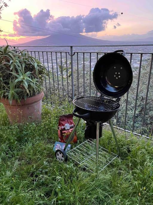 Casale Di Lusso Panoramico Villa Lettere Екстериор снимка