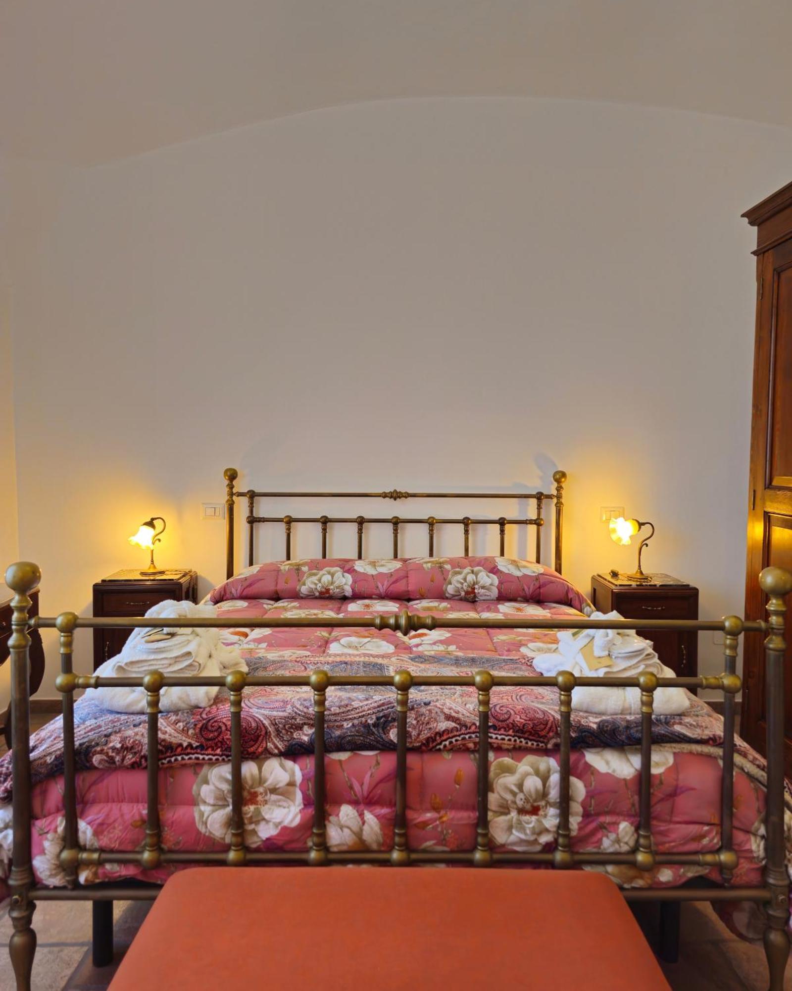 Casale Di Lusso Panoramico Villa Lettere Екстериор снимка